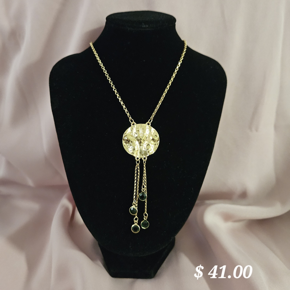 Elegant Gold Necklace with Green Accents